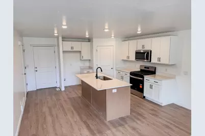 2137 N Glacier Ln E #223, Heber City, UT 84032 - Photo 3