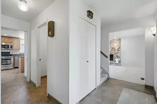 3006 W Robinwood Dr, Taylorsville, UT 84129 - Photo 7