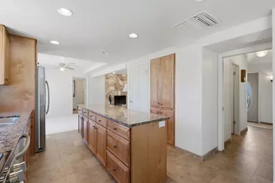 3006 W Robinwood Dr, Taylorsville, UT 84129 - Photo 15