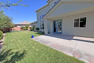 429 E Treasure Rd, Washington, UT 84780 - Photo 23