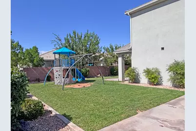 429 E Treasure Rd, Washington, UT 84780 - Photo 21
