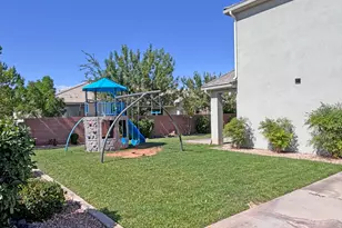 429 E Treasure Rd, Washington, UT 84780 - Photo 21