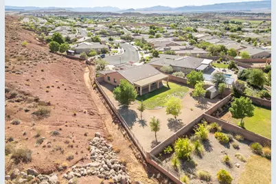 2906 E Autumn Rose Dr, Washington, UT 84780 - Photo 33