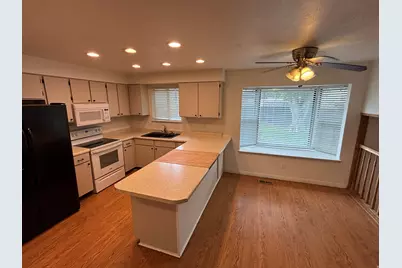 3391 W Wake Cir, West Jordan, UT 84084 - Photo 7