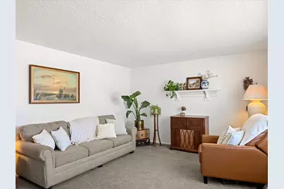 1019 W 4300 S, Riverdale, UT 84405 - Photo 5