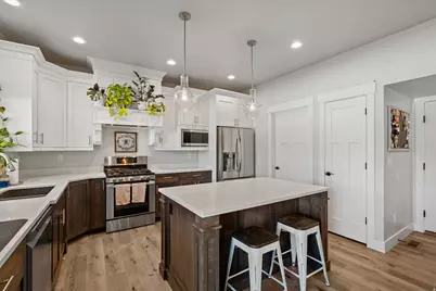 582 S 1800 W, Marriott-Slaterville City, UT 84404 - Photo 13