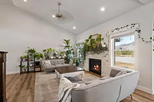 582 S 1800 W, Marriott-Slaterville City, UT 84404 - Photo 9