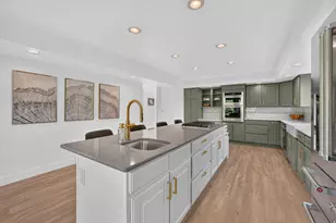 1979 S Cave Hollow Way, Bountiful, UT 84010 - Photo 15