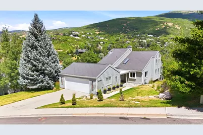 1979 S Cave Hollow Way, Bountiful, UT 84010 - Photo 43