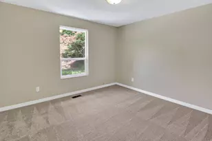 4117 Bona Villa Dr, Ogden, UT 84403 - Photo 11