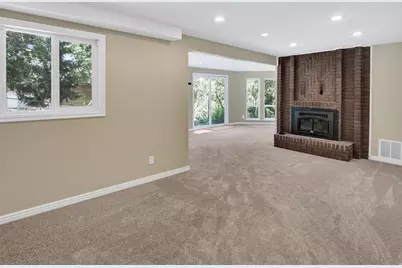 4117 Bona Villa Dr, Ogden, UT 84403 - Photo 29