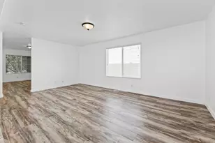 333 Candellaria Dr, Tooele, UT 84074 - Photo 7
