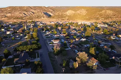 403 S 200 E, Nephi, UT 84648 - Photo 5