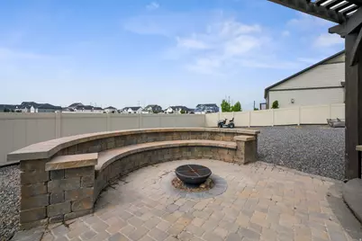 2352 W Island Dr, Kaysville, UT 84037 - Photo 31