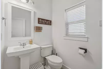 2352 W Island Dr, Kaysville, UT 84037 - Photo 11