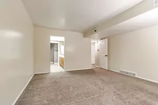 5769 S Waterbury Cir, Salt Lake City, UT 84121 - Photo 13