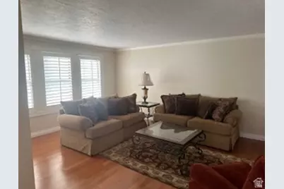 254 W Meadow Ln, Centerville, UT 84014 - Photo 3