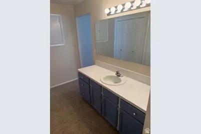 254 W Meadow Ln, Centerville, UT 84014 - Photo 9
