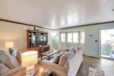4012 S Durrans Ln W, West Valley, UT 84120 - Photo 3