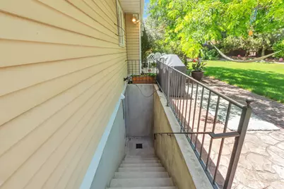 4012 S Durrans Ln W, West Valley, UT 84120 - Photo 23