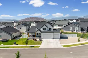 372 W Westwood Wy, Santaquin, UT 84655 - Photo 1