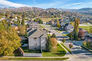 273 E Park View Circle, Bountiful, UT 84010 - Photo 13