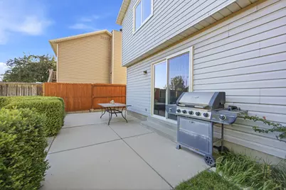 734 E Sandy Dunes Dr, Sandy, UT 84094 - Photo 29