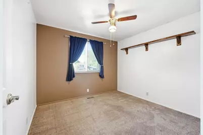 734 E Sandy Dunes Dr, Sandy, UT 84094 - Photo 21