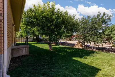 420 S 100 E, Ephraim, UT 84627 - Photo 31