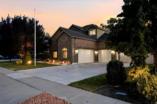1162 S Spyglass Hill Rd W, Syracuse, UT 84075 - Photo 3