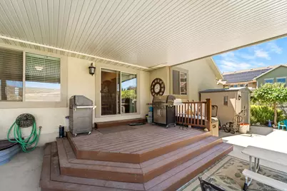 8768 N Durham Ct, Eagle Mountain, UT 84005 - Photo 9