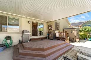 8768 N Durham Ct, Eagle Mountain, UT 84005 - Photo 9