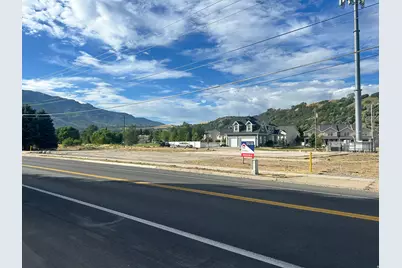1577 E South Weber Dr #3, South Weber, UT 84405 - Photo 11