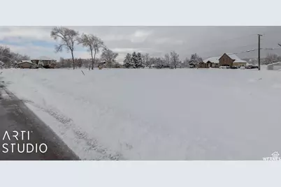 1577 E South Weber Dr #3, South Weber, UT 84405 - Photo 7