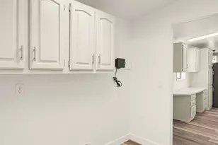 1350 W 300 N, Clearfield, UT 84015 - Photo 27