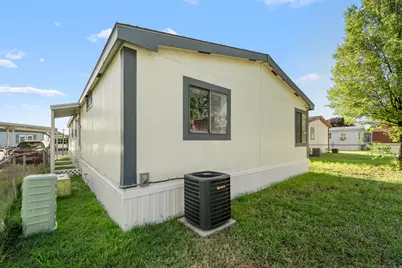1350 W 300 N #14, Clearfield, UT 84015 - Photo 29