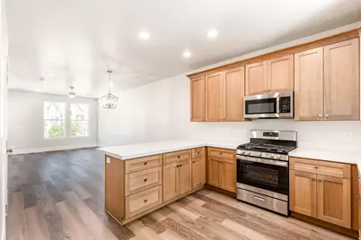 1062 S 2740 E, Spanish Fork, UT 84660 - Photo 3