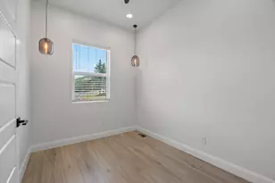4939 E Wolf Lodge Dr N, Eden, UT 84310 - Photo 23