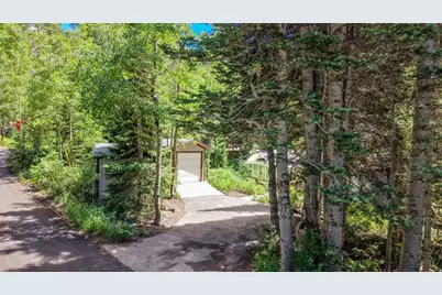 11402 E Silver Rd, Brighton, UT 84121 - Photo 41