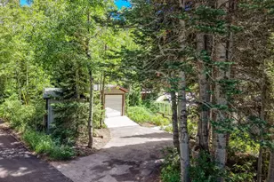 11402 E Silver Fork Rd S, Salt Lake City, UT 84121 - Photo 41
