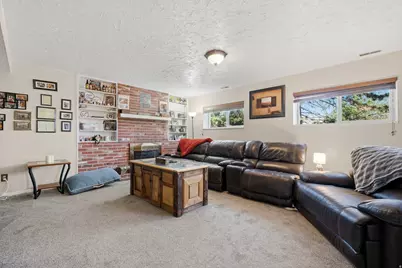 609 Seagull Dr, Tooele, UT 84074 - Photo 11