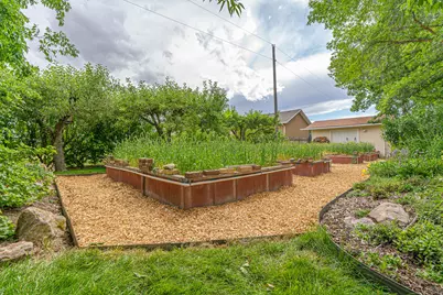 272 W 375 N, Hyde Park, UT 84318 - Photo 71