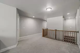 468 E London Wy, Clearfield, UT 84015 - Photo 13