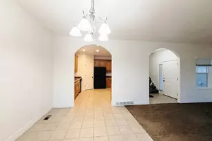 1518 E Shadow Dr, Eagle Mountain, UT 84005 - Photo 9