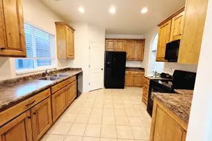 1518 E Shadow Dr, Eagle Mountain, UT 84005 - Photo 7