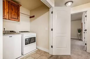 1848 E Rouen Circle, Holladay, UT 84117 - Photo 21