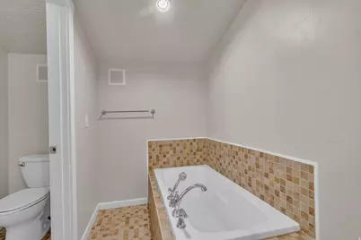 2623 S 2000 W, Syracuse, UT 84075 - Photo 19