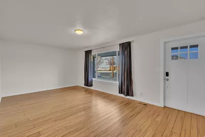 2623 S 2000 W, Syracuse, UT 84075 - Photo 3