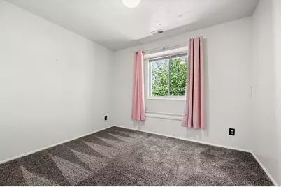 70 E 1150 N, Layton, UT 84041 - Photo 11