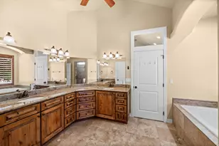 3480 E Macintosh Circle, Cottonwood Heights, UT 84121 - Photo 21